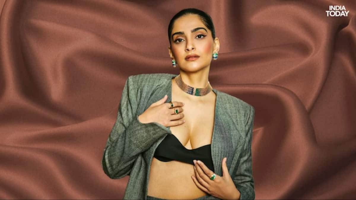 Sonam Kapoor and other Bollywood actors who went abroad to study