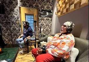 Amitabh Bachchan, Abhishek Bachchan to reunite for a project after 14 years; former drops a BIG hint [View Post]