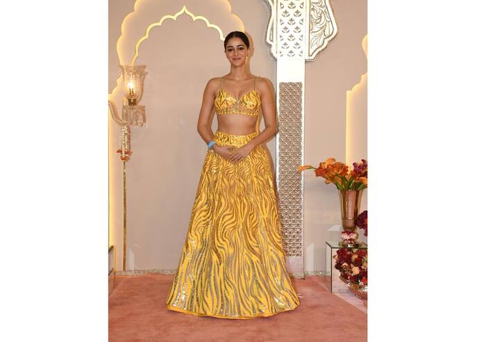 Ananya Panday shines in yellow
