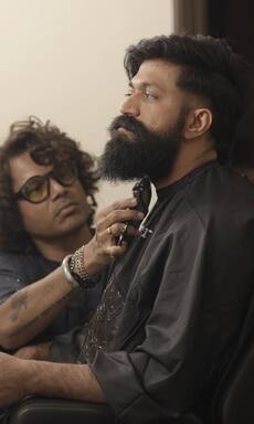 शाहरुख खान की राह पर निकले 'टॉक्सिक' यश, चार एक्ट्रेसेस संग लड़ाएंगे इश्क!