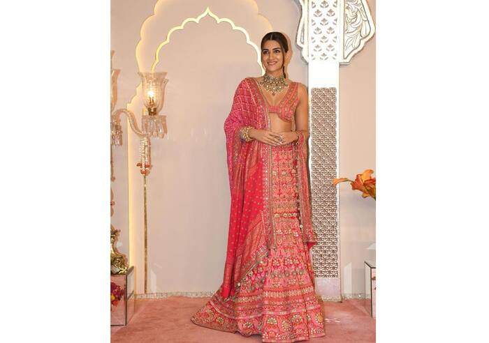 Kriti Sanon is beauty personified