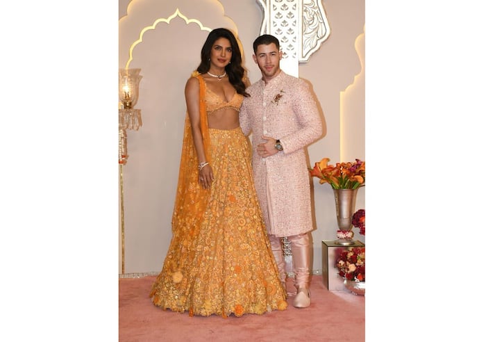 Priyanka Chopra manages to steal hearts