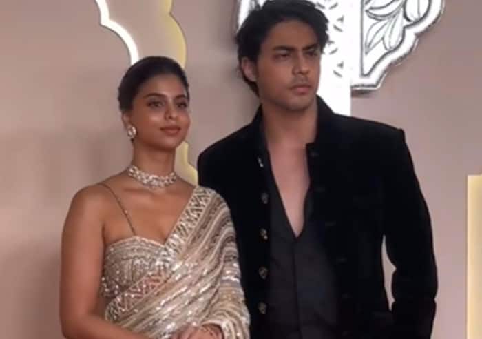 Suhana Khan looks uber hot