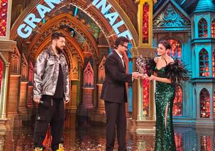 Bigg Boss OTT 3 Winner: सना मकबूल ने नेजी के जबड़े से छीनी बिग बॉस की ट्रॉफी, फैंस ने ऐसे मनाया जश्न