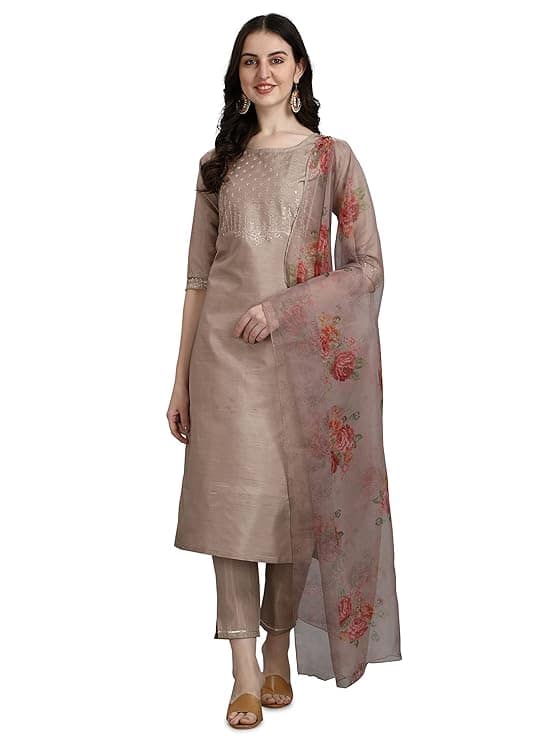 VredeVogel Women's Silk Blend Embroidered Straight Kurta