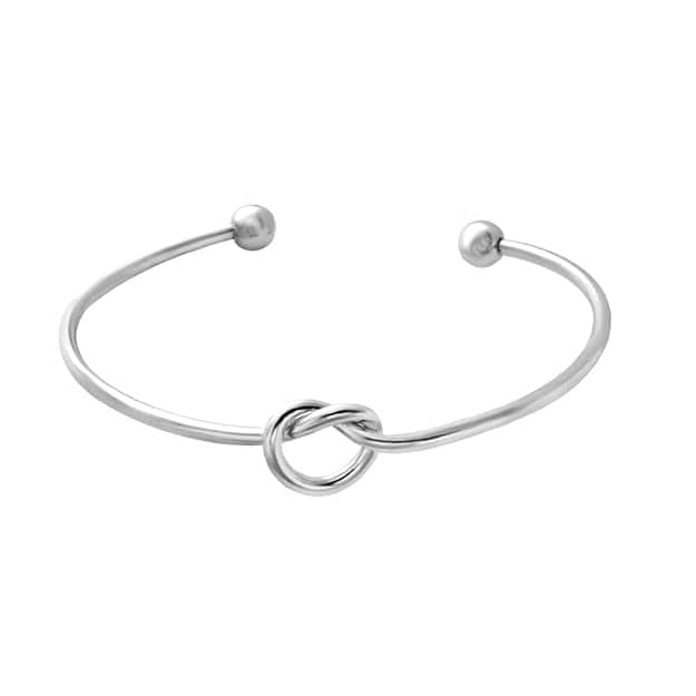 Mehrunnisa Love Heart Knot Bracelet