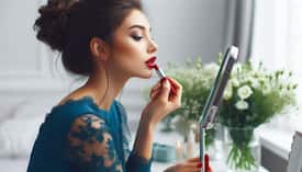 Lipstick Longevity Tips: Common Mistakes That Shorten Wear Time