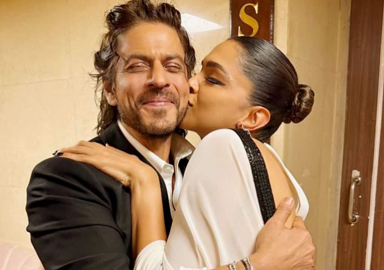 Shah Rukh Khan proves he is a true friend as he meets new mom Deepika Padukone and her baby girl in the hospital