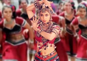 Urmila Matondkar को 15 किलो गहने और 5 किलो लहंगे ने रुलाया, जानें 'छम्मा छम्मा' की शूटिंग के पीछे की कहानी