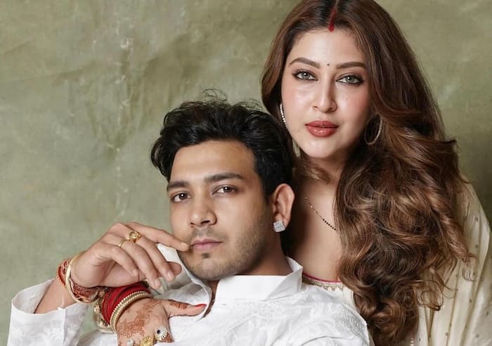 सोनालिका भदौरिया और विकास