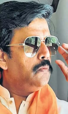 इन स्टार्स पर लगा Bhojpuri इंडस्ट्री को बर्बाद करने के आरोप