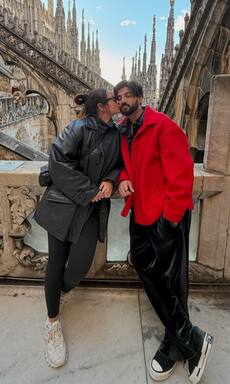 इटली में Zaheer Iqbal संग रोमांटिक हुईं Sonakshi Sinha, सरेआम पति को किया किस