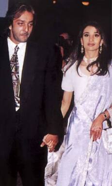 कौन हैं Rhea Pillai, Sanjay Dutt से क्या है खास कनेक्शन? जानिए नेटवर्थ