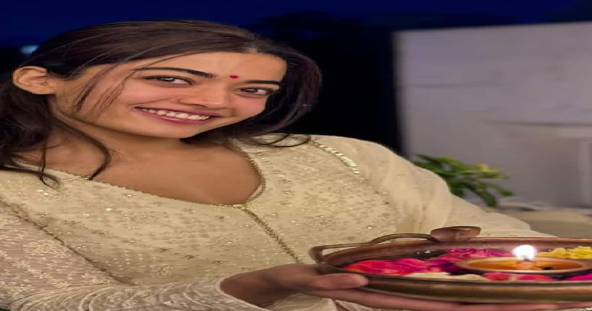 Rashmika Mandanna's Top 10 traditional looks that will make you say 'WOW' Rashmika Mandanna's Top 10 traditional looks that will make you say 'WOW'
