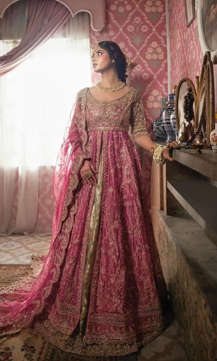Sajal Aly inspired top 10 latest Pakistani suit collection