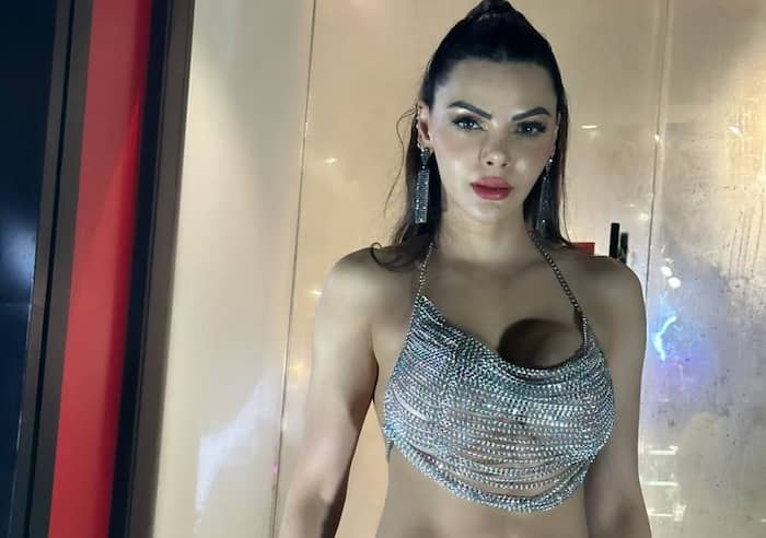 Lead in Kamasutra 3D