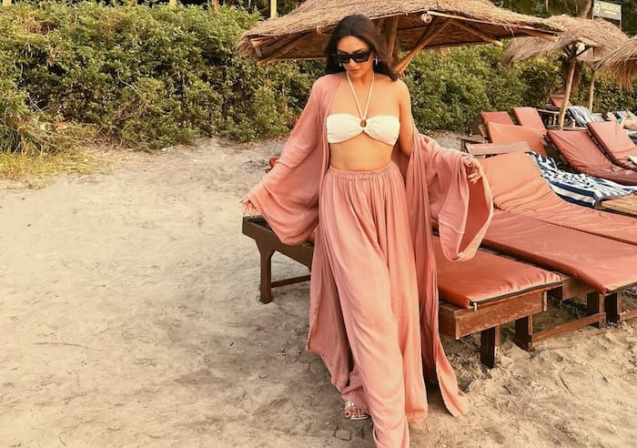 Krystle Dsouza photos viral