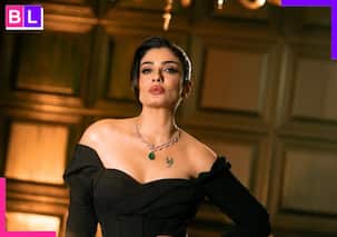 चेहरे पर केक, गालों पर Raveena Tandon ने किया Kiss, कौन है ये शख्स जिस पर एक्ट्रेस ने लुटाया प्यार? पुरानी फोटो वायरल