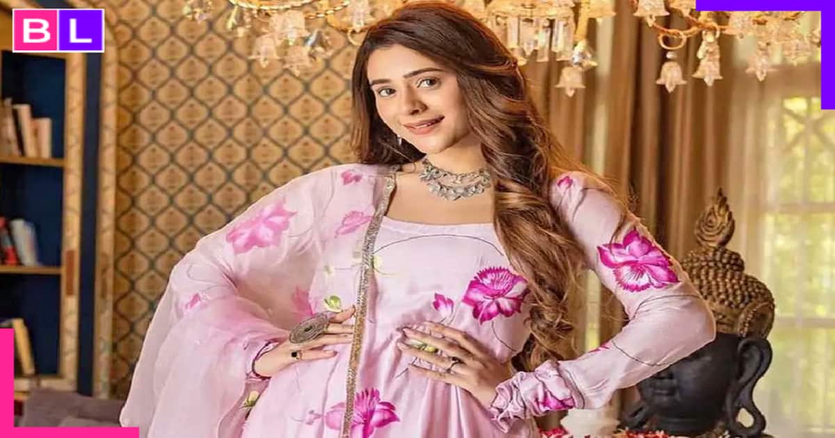 Hiba Nawab confirms exit from Jhanak; here's what she plans to do next Hiba Nawab confirms exit from Jhanak; here's what she plans to do next