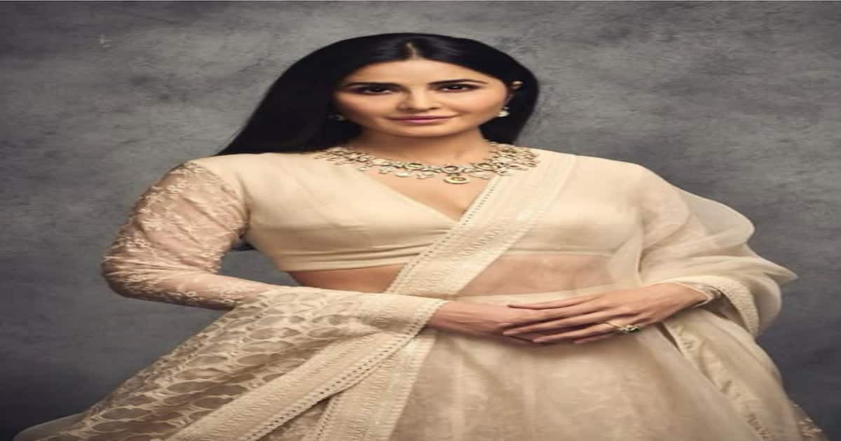 Bollywood-Inspired Hairstyles For V-neck Blouses! Bollywood-Inspired Hairstyles For V-neck Blouses!