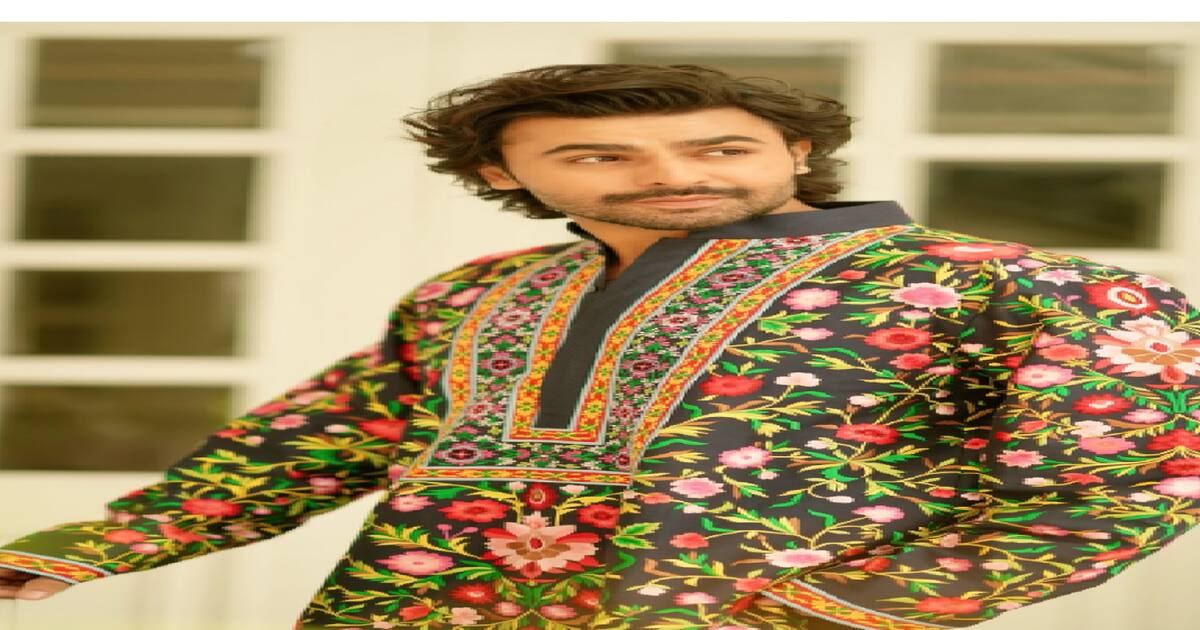 Farhan Saeed wins hearts with his performance to SRK and Vicky Kaushal's songs