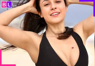 32 की उम्र ने ढाया जवानी का कहर, शॉर्ट्स पहन समंदर किनारे से आई इस एक्ट्रेस की बोल्ड फोटोज, ट्रोलर्स ने कह दी ये बात