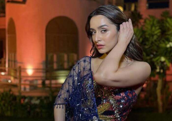 shraddha kapoor sexy look