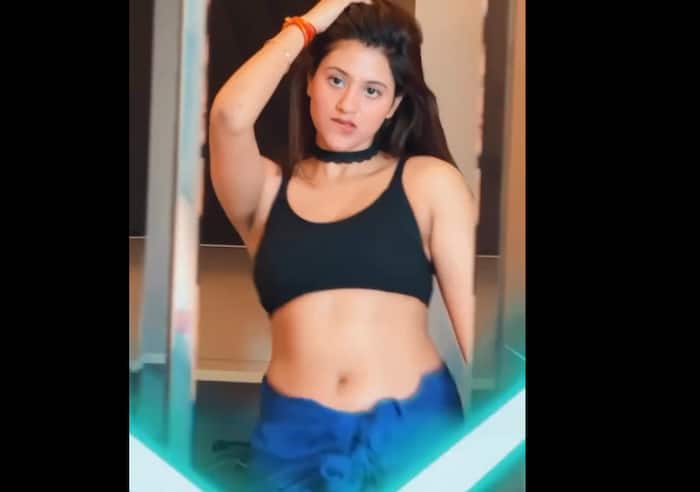 Anjali Arora Hot