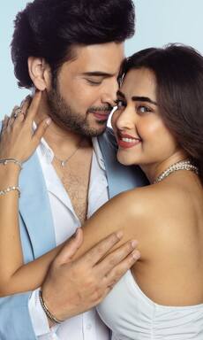 वैलेंटाइन वीक में Tejasswi Prakash-Karan Kundrra हुए रोमांटिक, बढ़ाया इंटरनेट का पारा