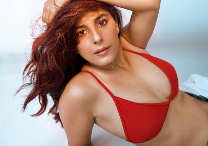 Isha Talwar bold photos