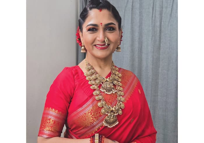 kushboo sundar troll