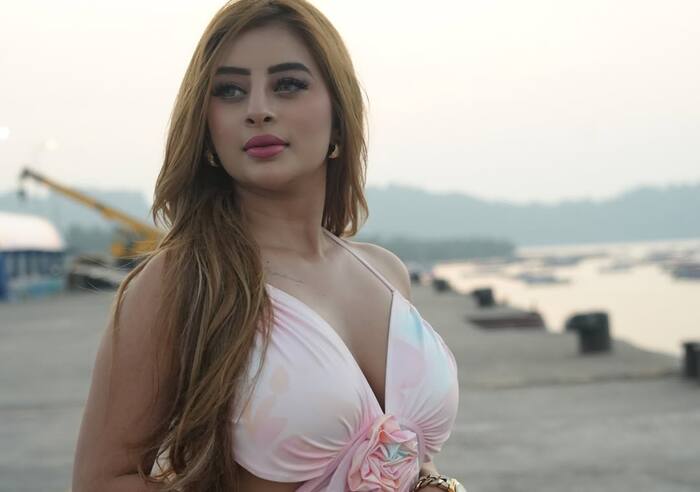 Khesari Lal Actress Ankita Dave hotness