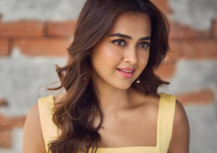 tejasswi (2)
