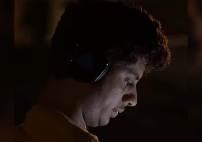 Black White And Gray-Love Kills