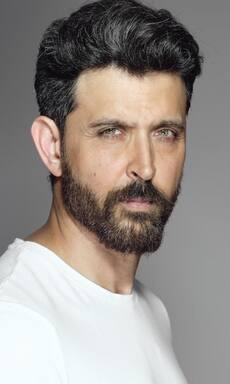 ऋतिक रोशन के करियर की टॉप 10 फ्लॉप मूवीज, ऐश्वर्या राय के साथ भी हुए फेल