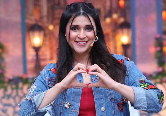 Laughter Chefs 2, Mannara Chopra 5