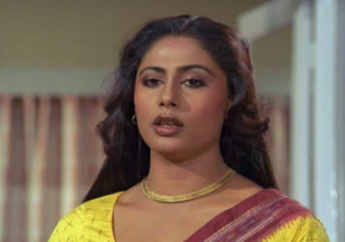 Smita Patil actress nude scene