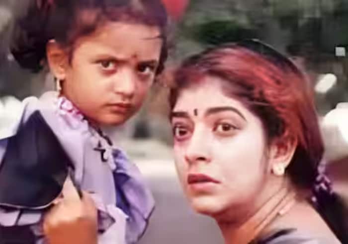 What is the rank of HS Keerthana in IAS