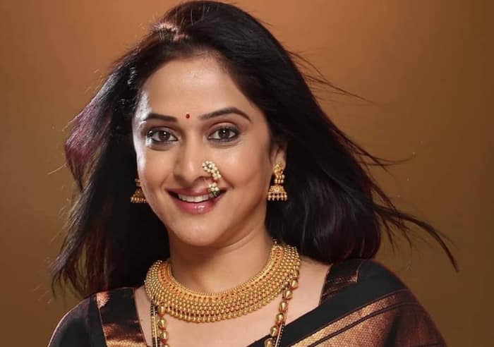 Actress Mrinal Kulkarni Career