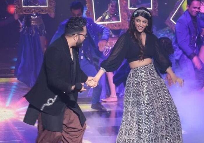 Mika Singh Akanksha Puri Chemistry