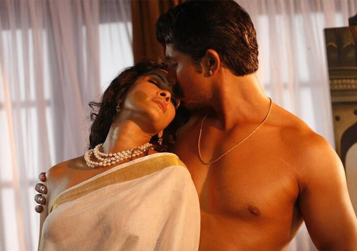 Nandana sen Intimate Scenes in Rang Rasiya Movie