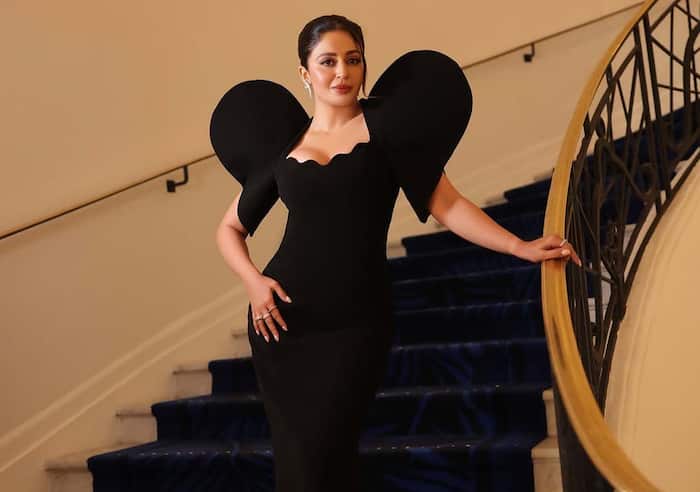 Neha pendse gold digger