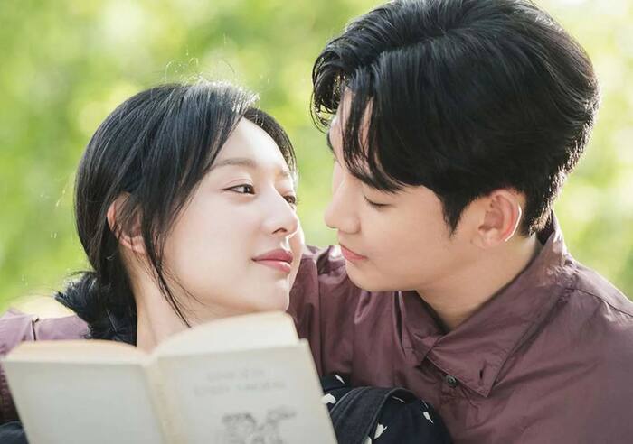 Kim Soo Hyun-Kim Ji Won appreciated