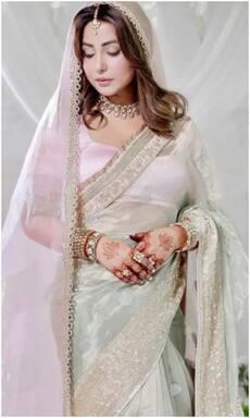 नई नवेली दुल्हनों के लिए स्पेशल हैं हिना खान की ये साड़ियां, सिंपल लुक में लगेंगी कयामत