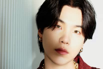 K-POP・アジア BTS BEGINS SUGA K-돌 체험중 😀