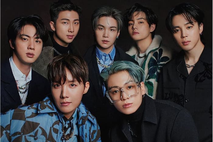 What did the fans start?