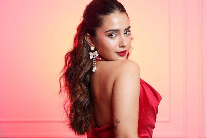 कम उम्र से शुरू किया काम