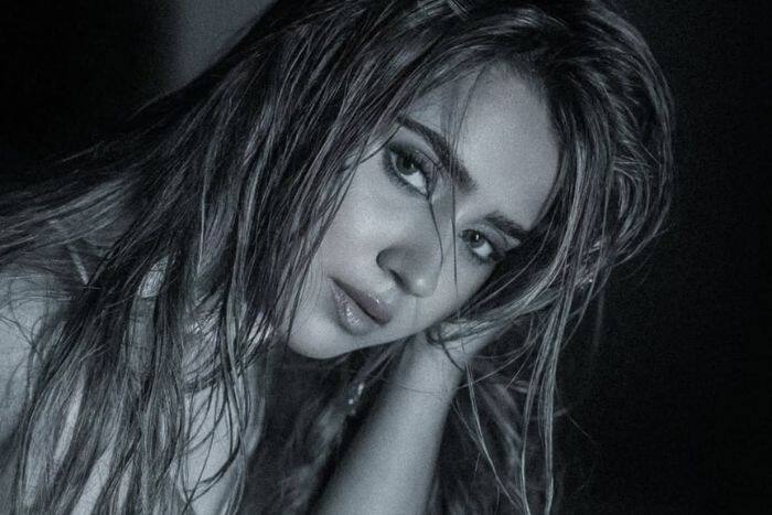 रोशनी की कहानी है इंस्पिरेशन