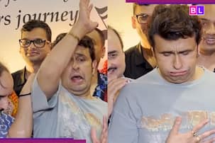 Sonu Nigam ने सेल्फी ले रहे फैंस के आगे बनाया मुंह, लोग बोले-क्या नौटंकी है ये.., देखें Video
