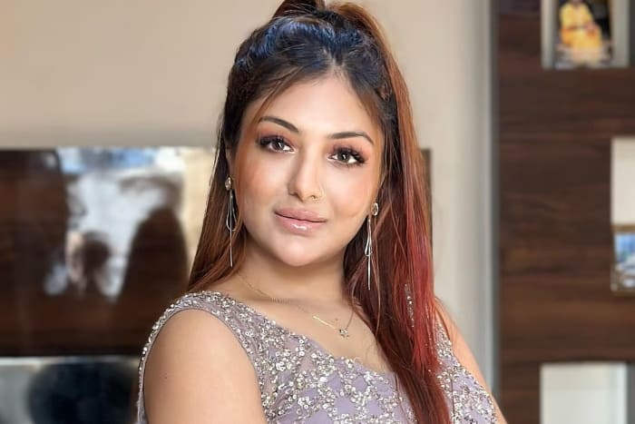 Khushi Mukherjee is seen in Munawar Faruqui's show, The Society